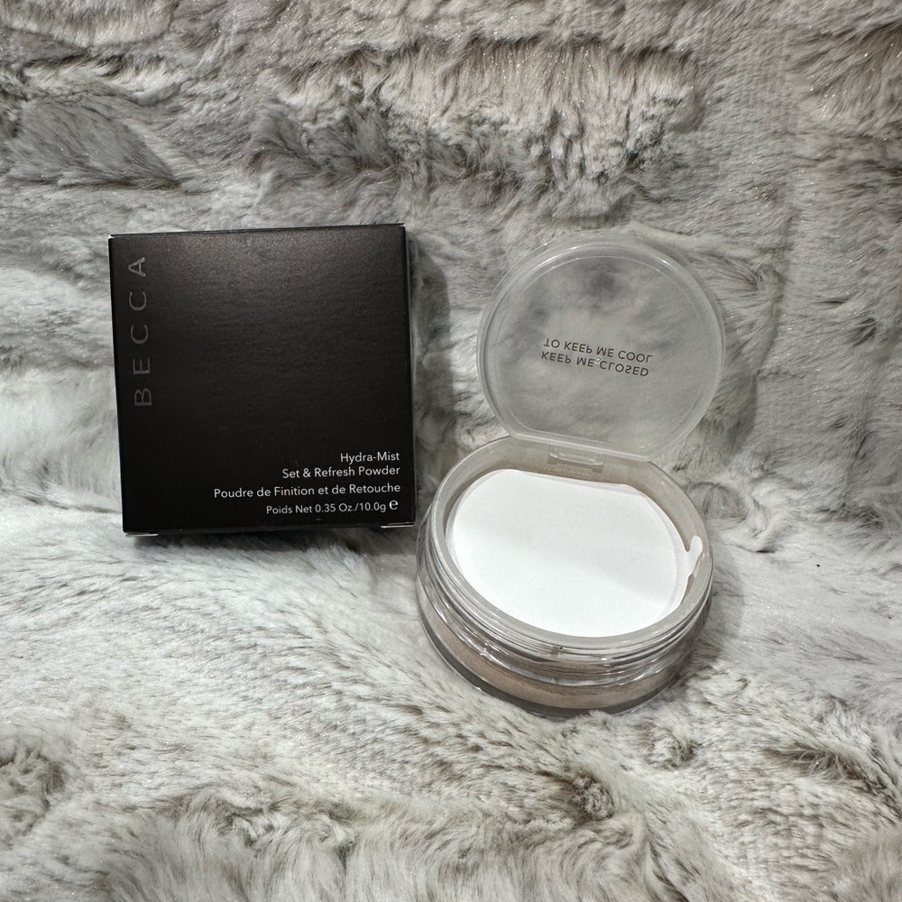 Becca Set and Refresh Powder - Picture 3 of 5